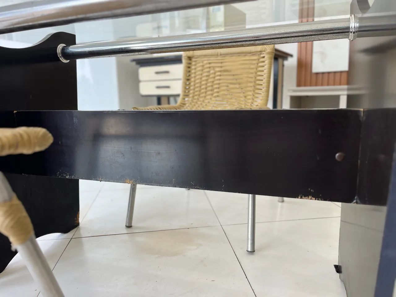 Mesa de vidro 4/6 lugares