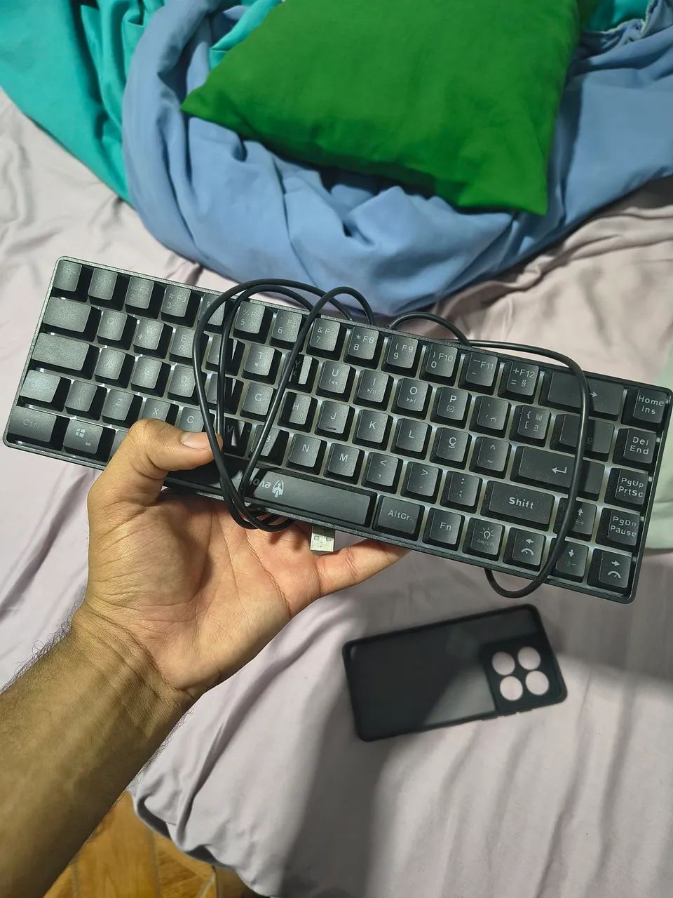 Vendo mousepad e teclado 65%