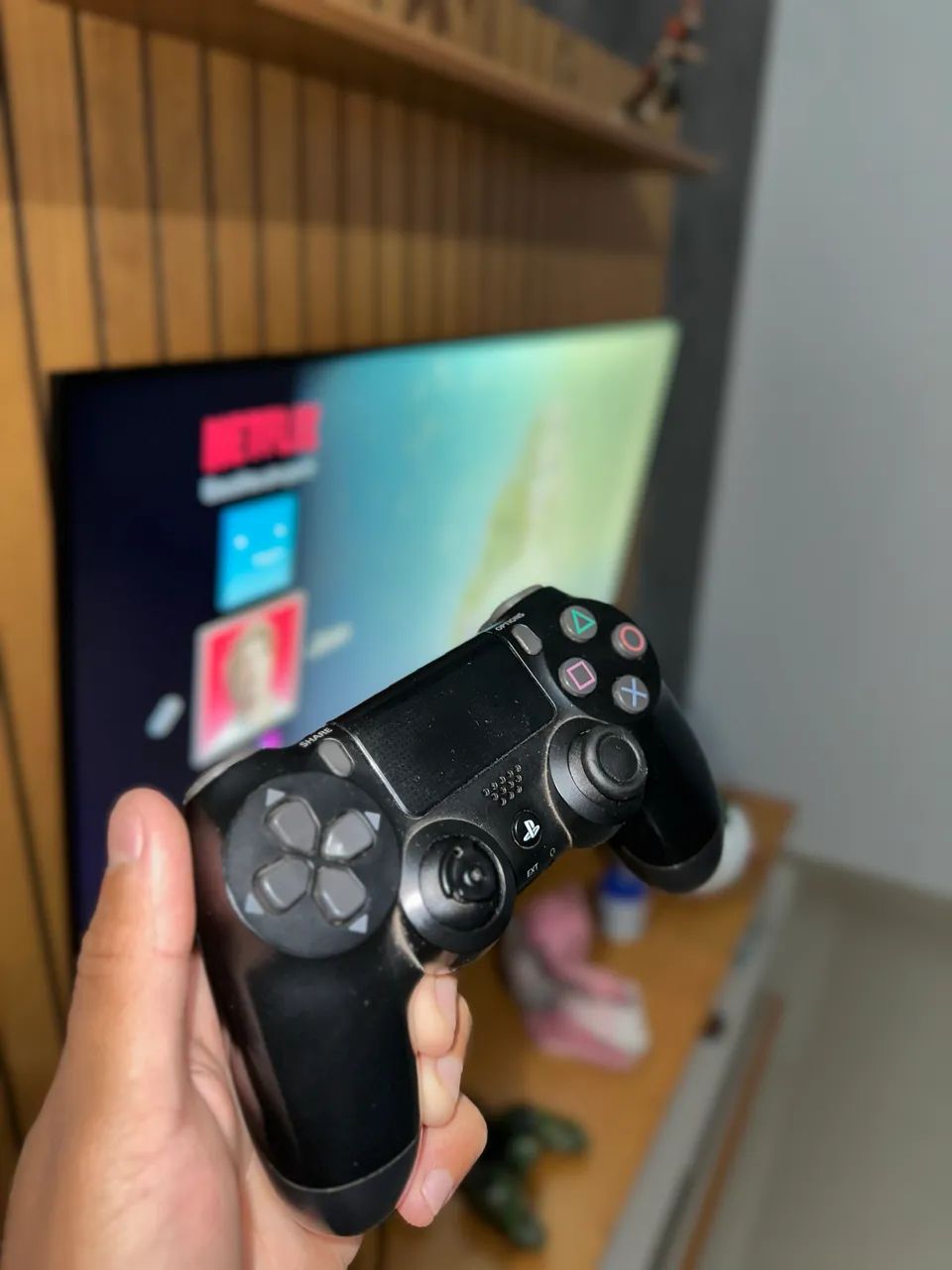 PS4 PRO 1TB - Foto 4