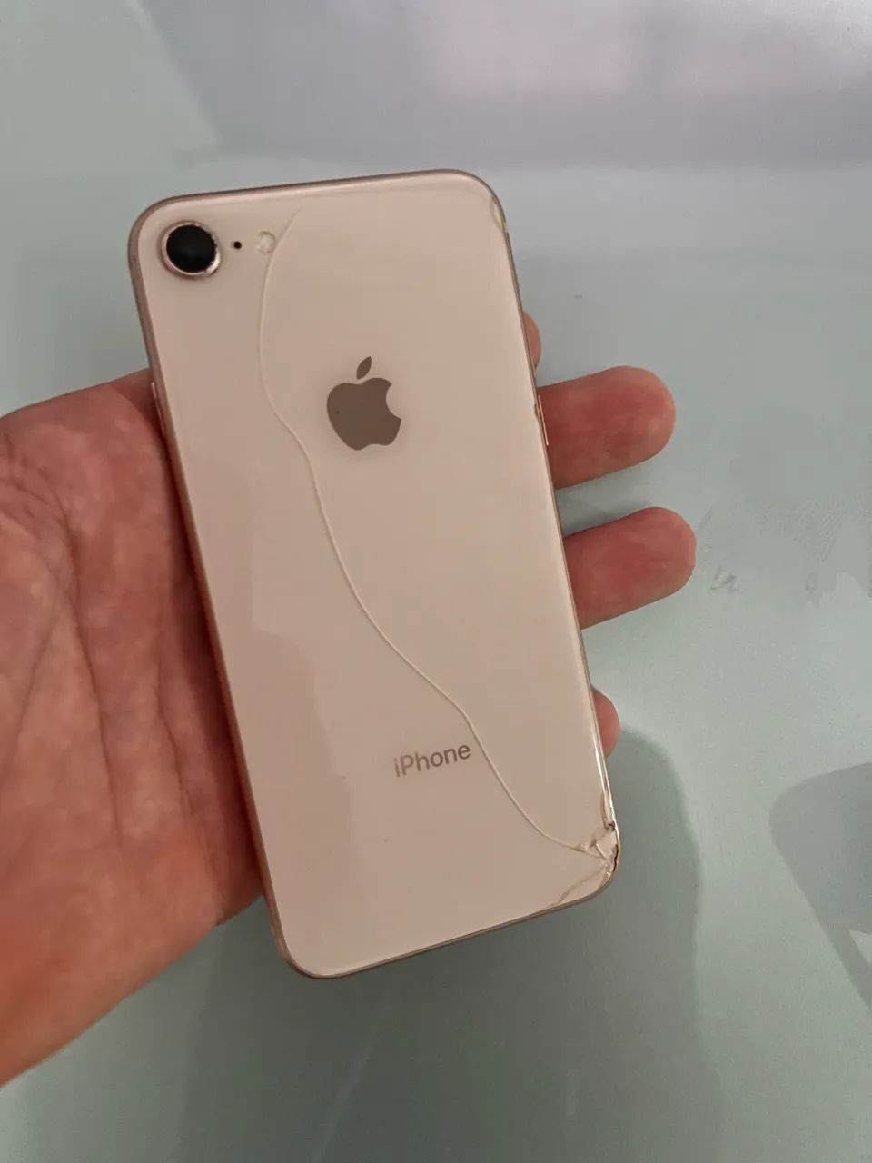 iPhone 8 Dourado  - Foto 3