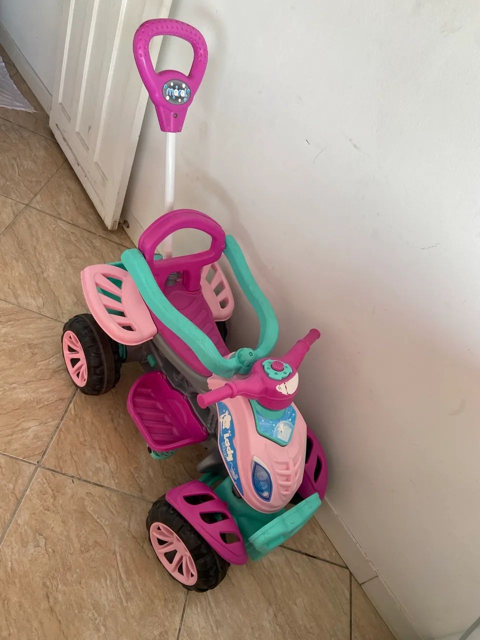 Triciclo infantil 