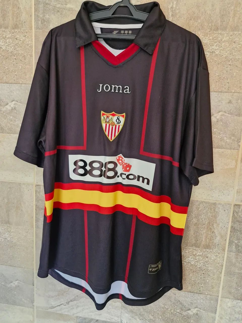 Camisa Sevilla da Espanha - Foto 2