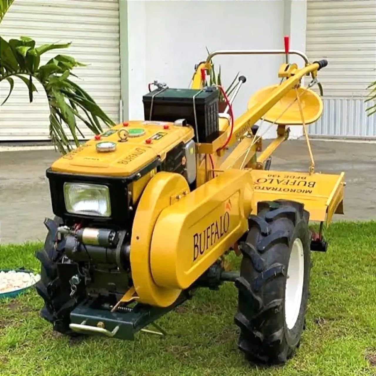 Microtrator búffalo BFDE 130 