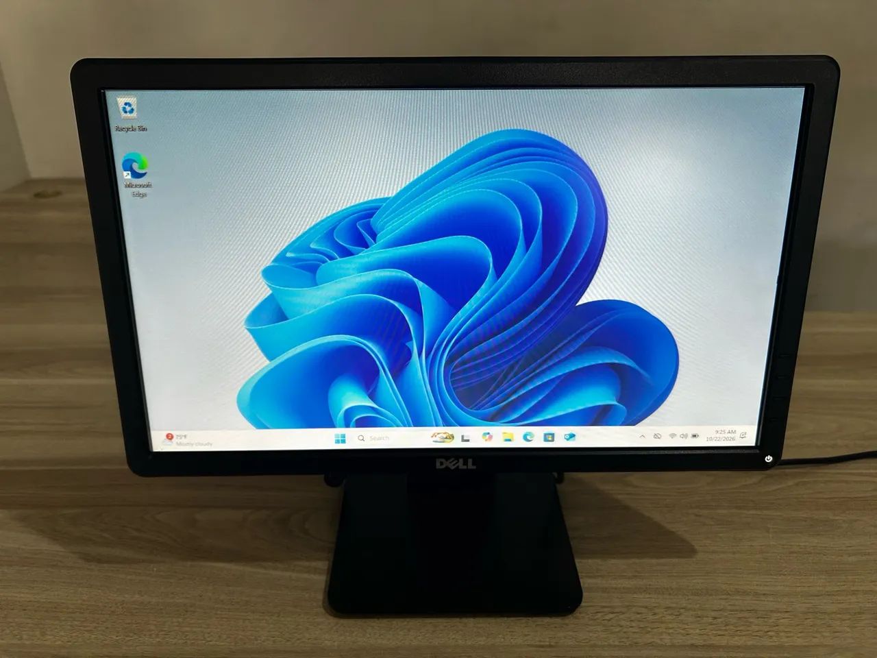 Monitor Dell 19 polegadas com adaptador HDMI