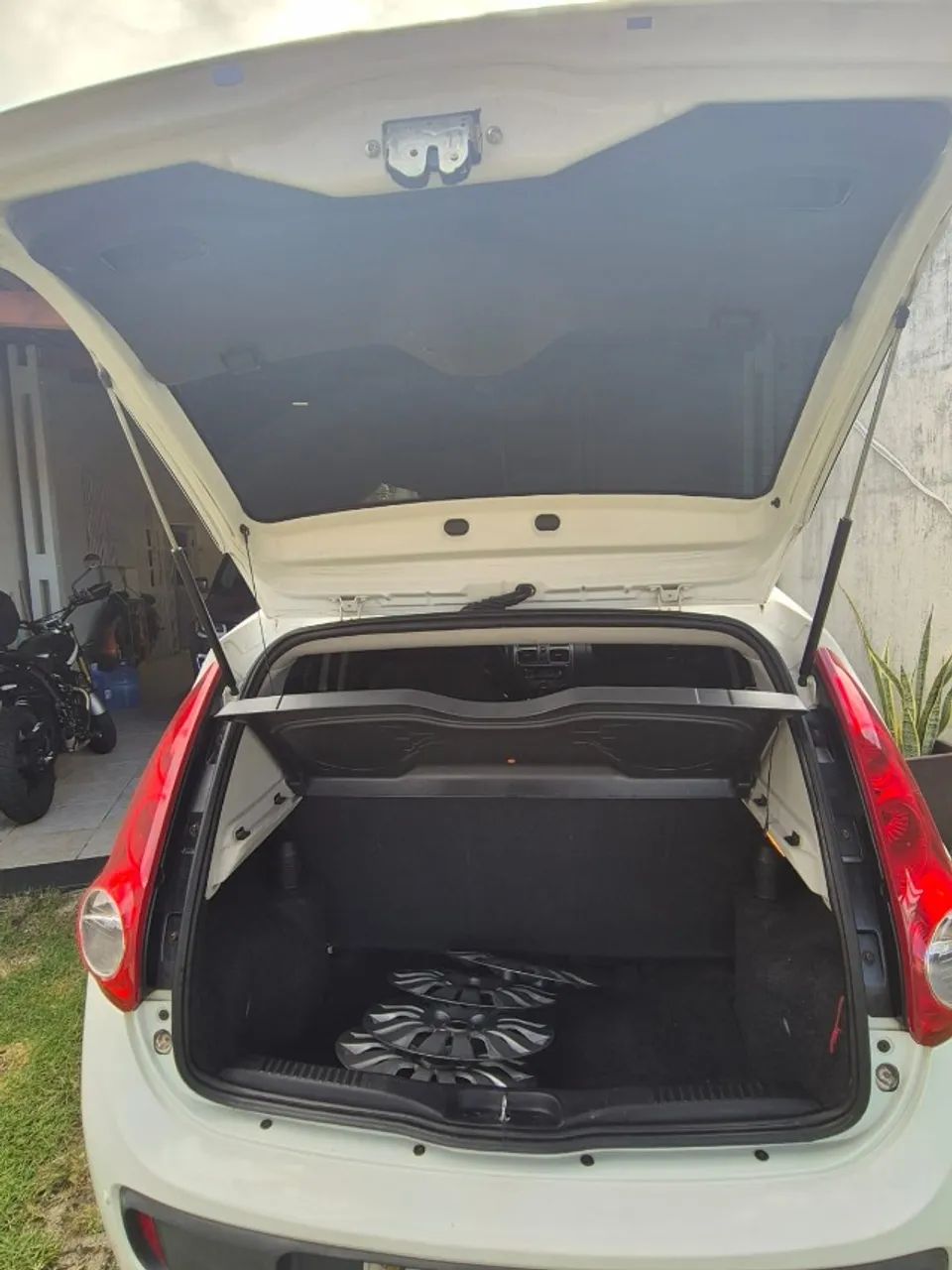 Fiat Palio Attractive 1.0 EVO Fire Flex 8V 5P 2017 - Foto 6