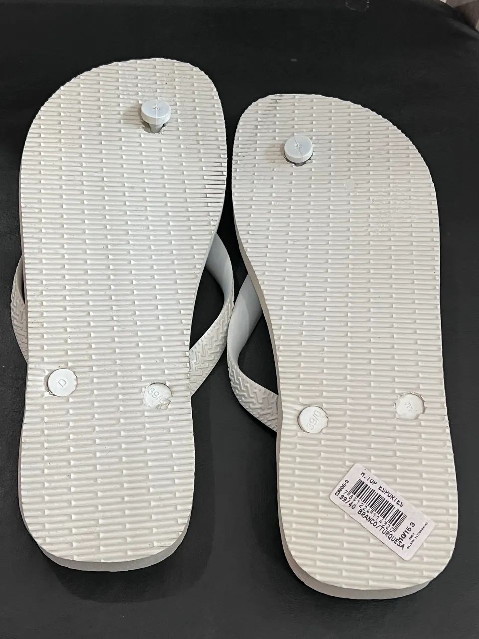 Chinelo Havaianas 39/40  - Foto 2