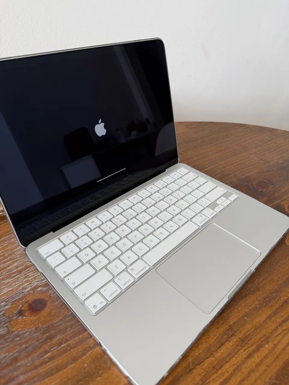 （新品未開封）MacBook Neo 512GB Touch IDシルバー Macbook Neo - 512gb - Touch Id - Garantia - Notebooks - Copacabana