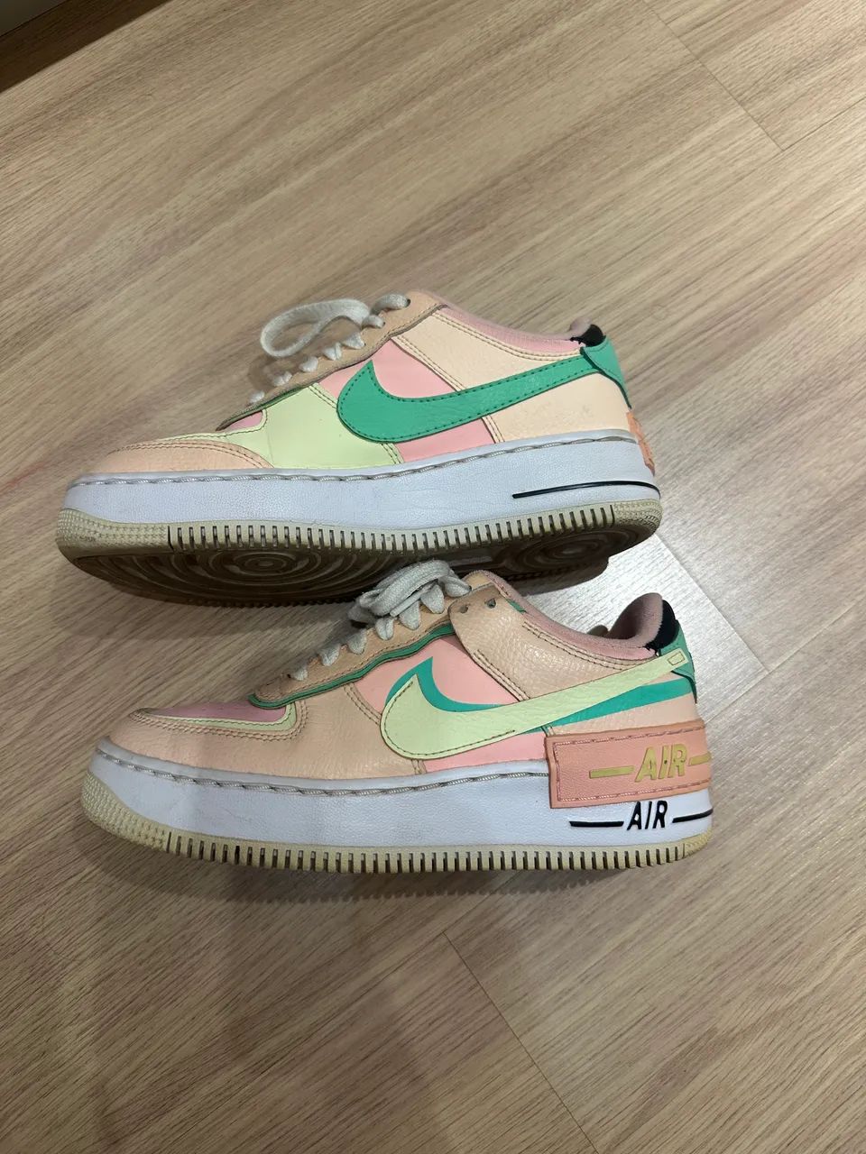 Air force 1 shadow