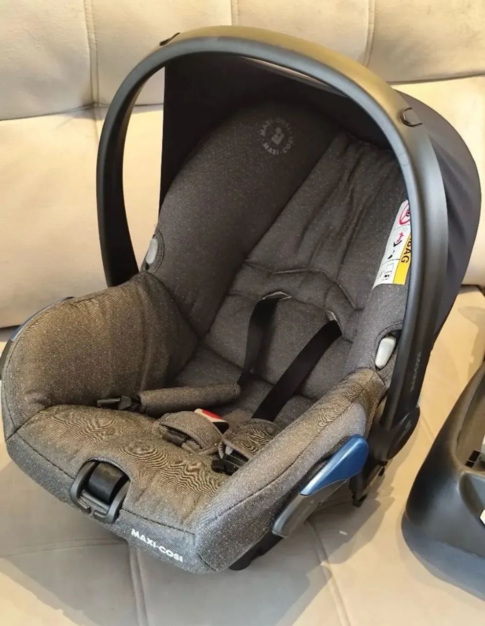 Kit carrinho e bebê conforto Maxi-cosi - Foto 2