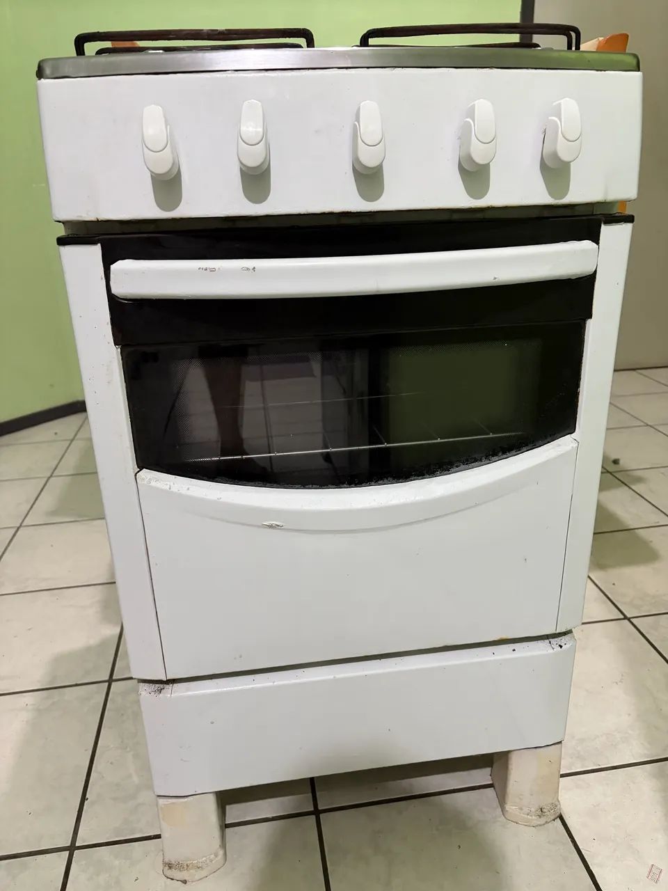 Fogão 4 bocas funcionando