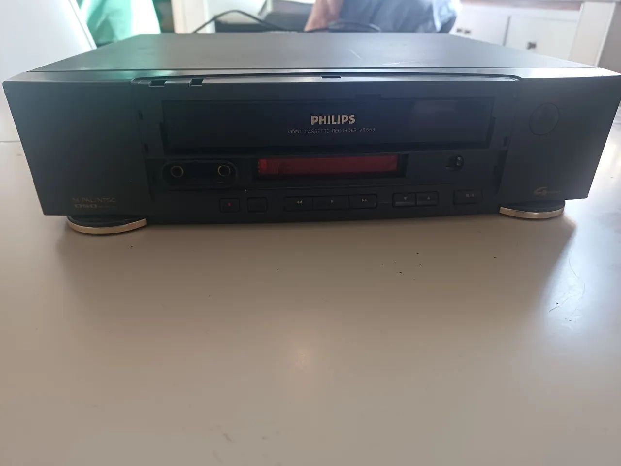 Vídeo cassete Philips funcionando