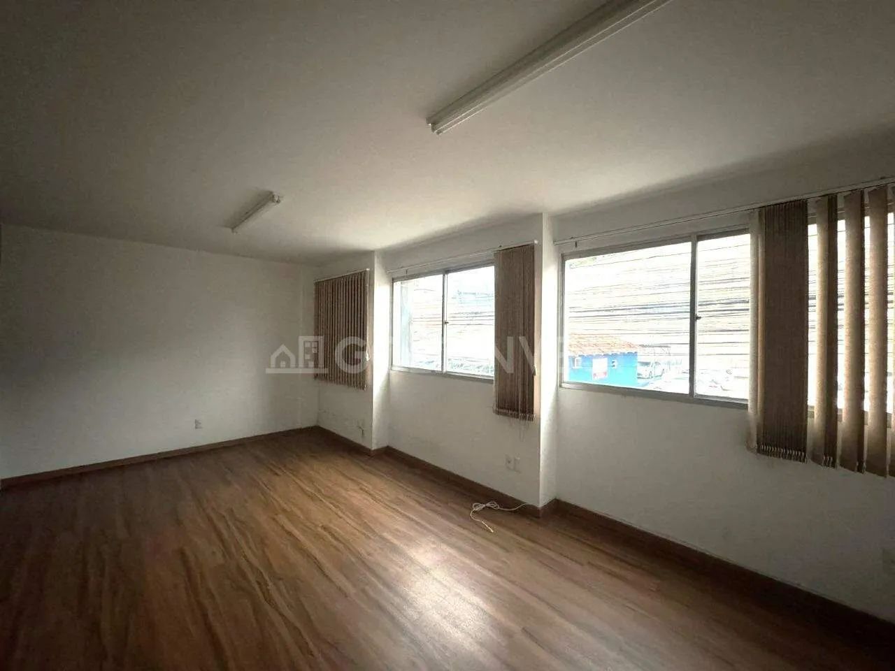 Sala comercial com 30m² no CENTRO de Brusque!!! - Foto 4