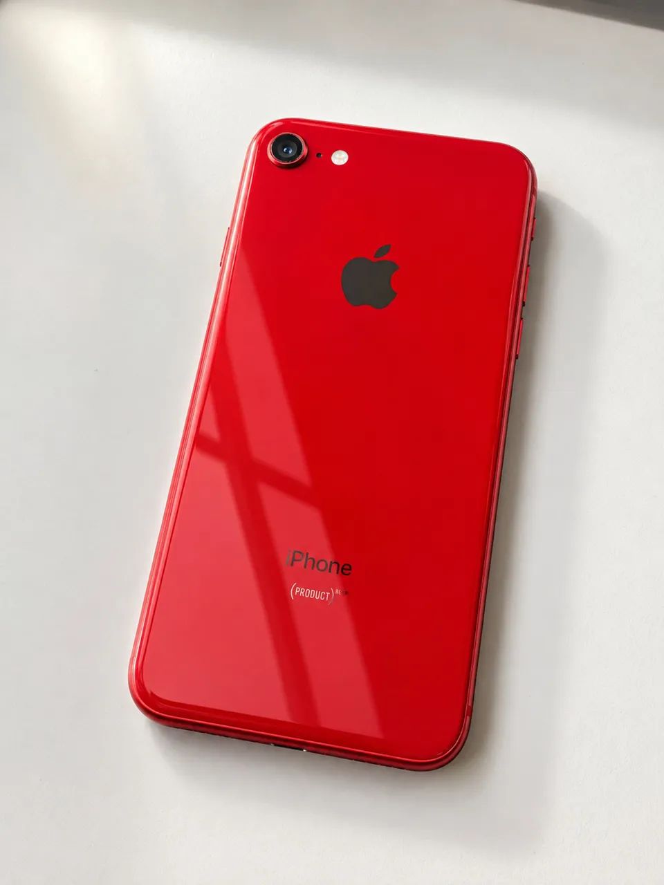 Apple iPhone 8 (レッド) 256GB　バッテリー１００％残 iPhone 8 RED bateria 100% funcionando tudo - Celulares e
