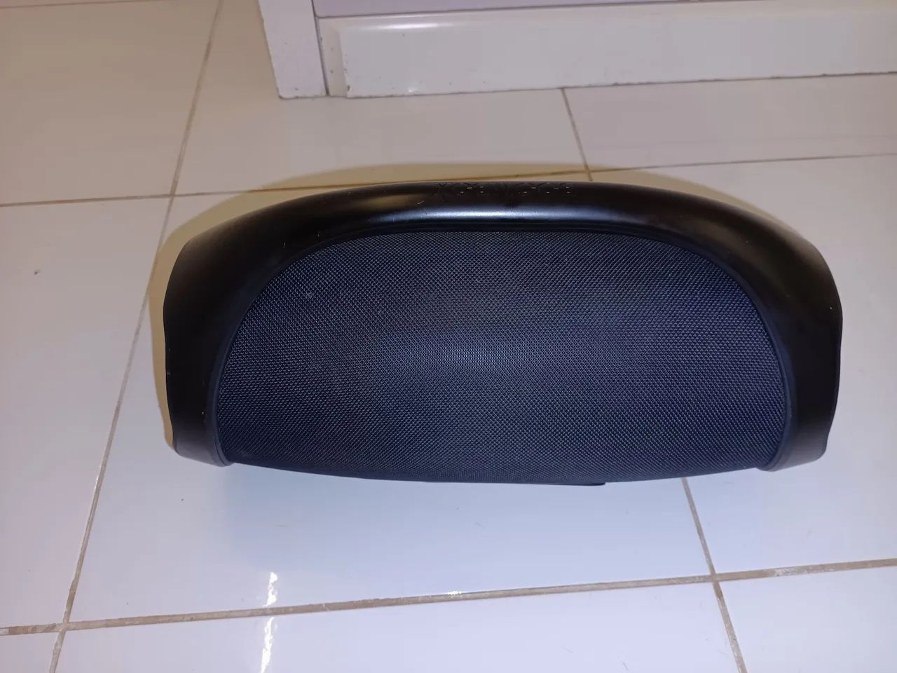 Vendo Excelente JBL BomBox - Foto 4