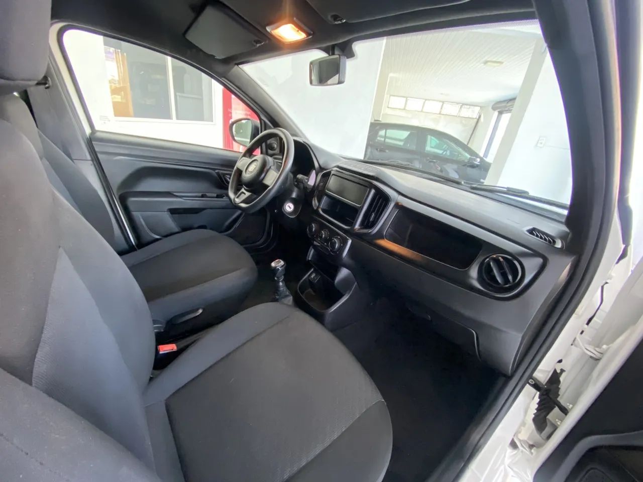 Fiat Strada Endurance 1.4 Flex 8V C 2023 - Foto 4