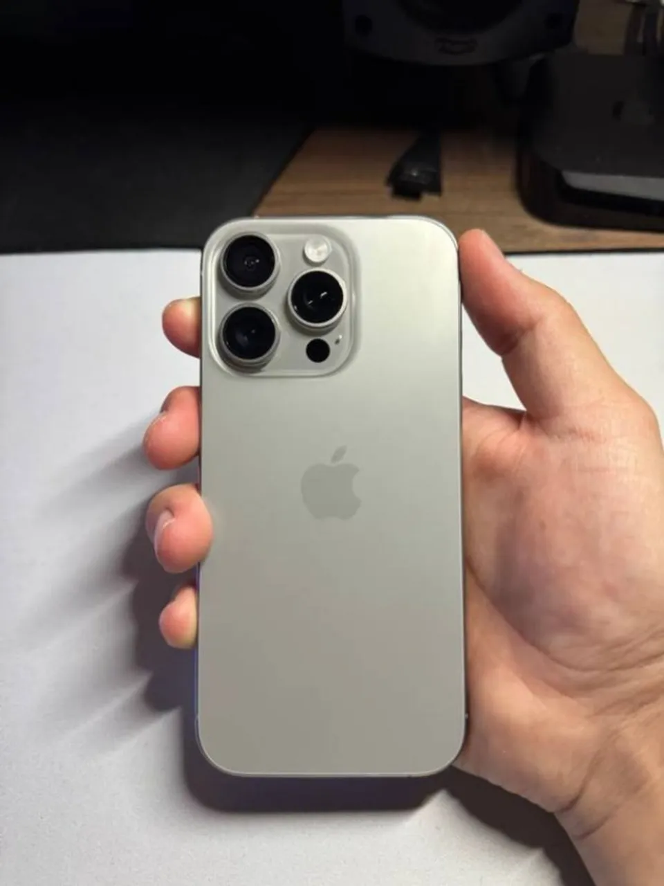 Apple iPhone 7 32gb Tela 4.7 12Mpx 4G 3D Touch - Celulares e