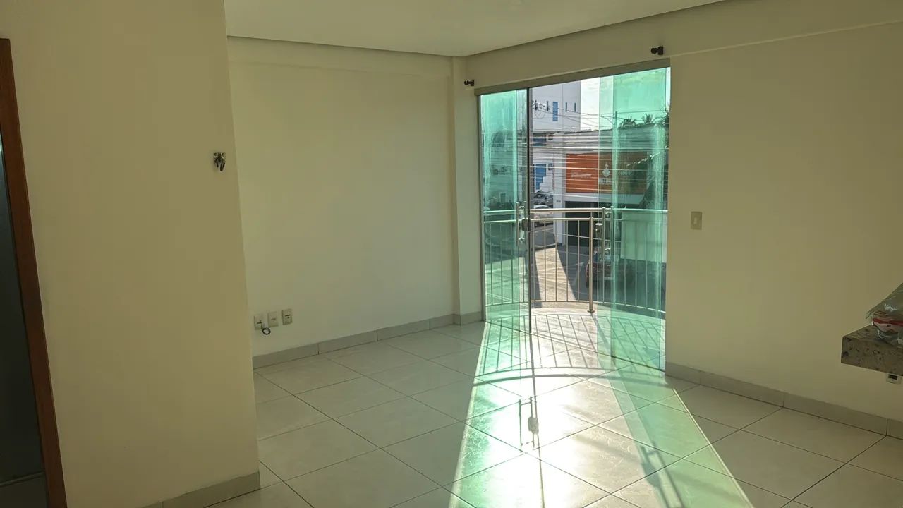 Apartamento no Centro com dois quartos e Ar-condicionado  - Foto 2