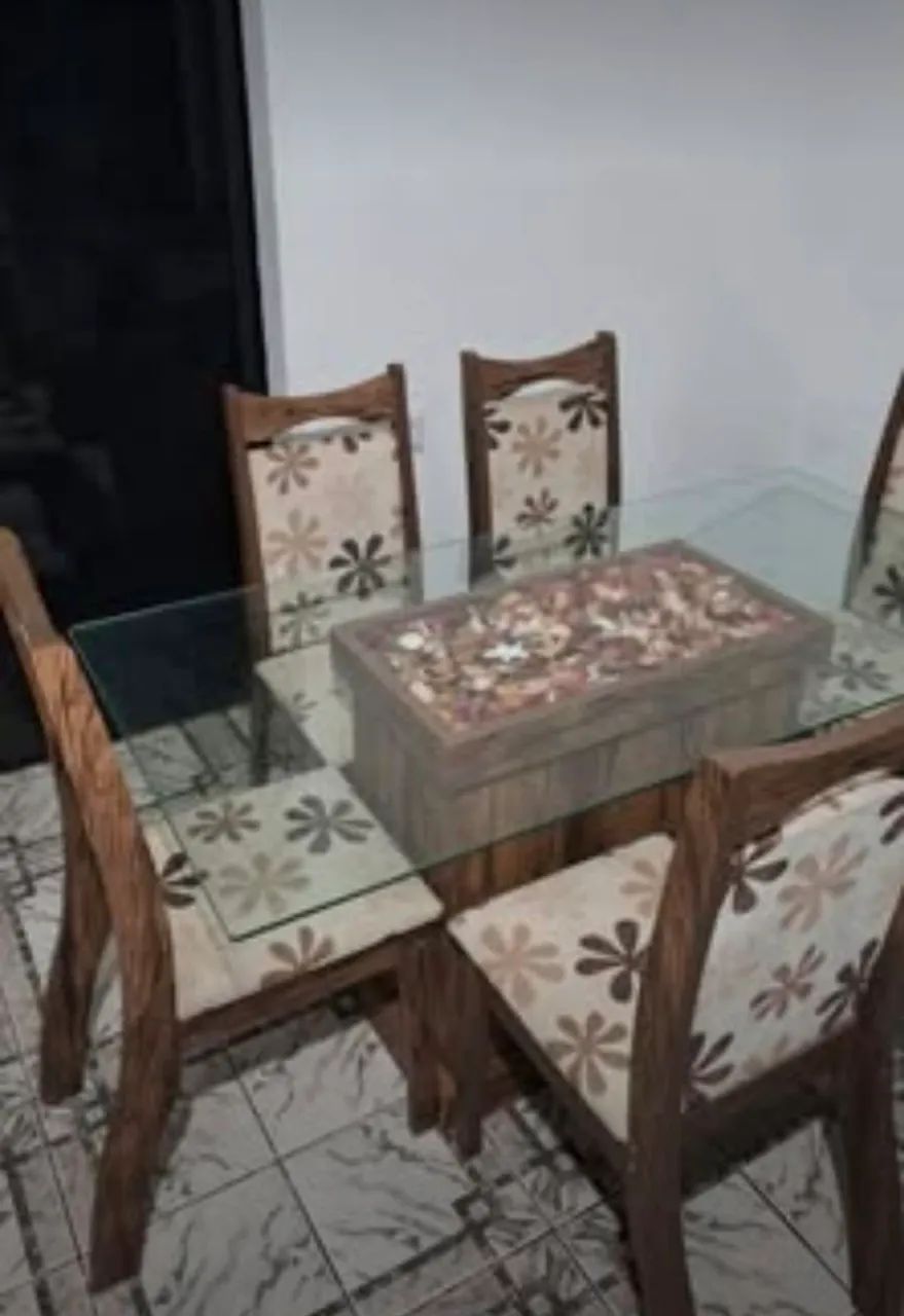 Mesa de Jantar com Tampo de Vidro com 6 Cadeiras - Foto 2