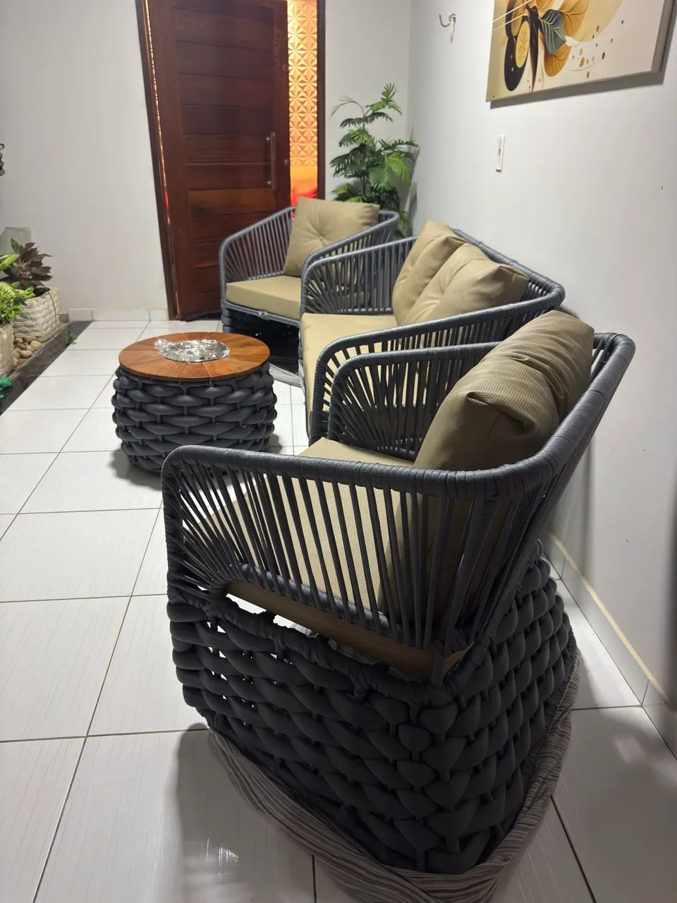 Jogo de namoradeira na cor cinza + champanhera 