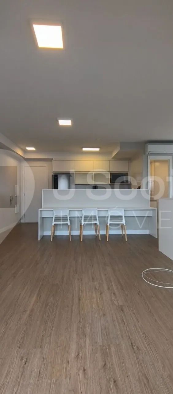 STUDIO MOBILIADO DE 50 M² COM VARANDA, AR-CONDICIONADO E 1 VAGA ? Granja Julieta - Foto 2