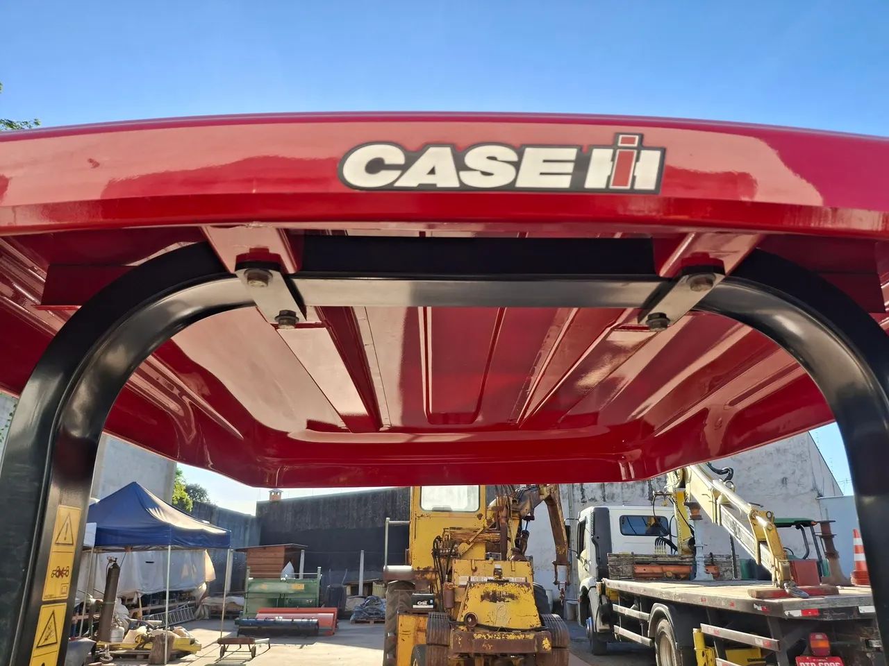 Cabine Trator Case.