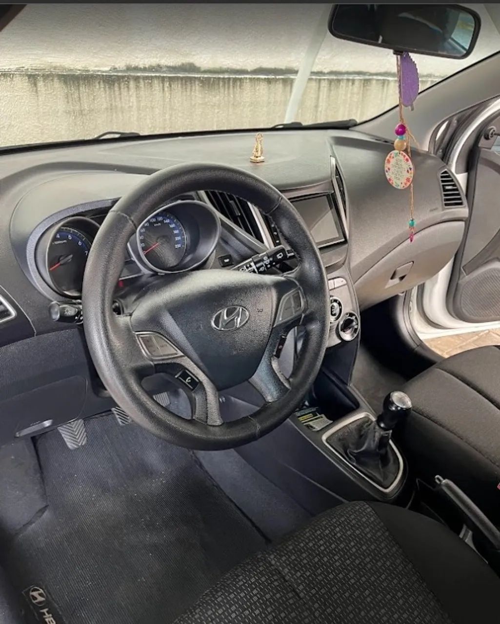 Hyundai HB20 Unique 1.0 Flex 12V Mec. 2019 - Foto 4