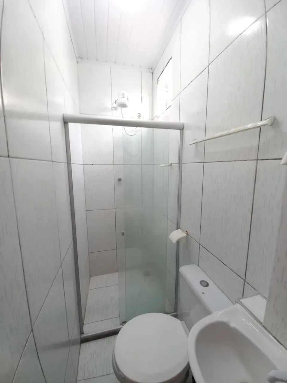 ALUGO KITNET PARA MULHER - Foto 3