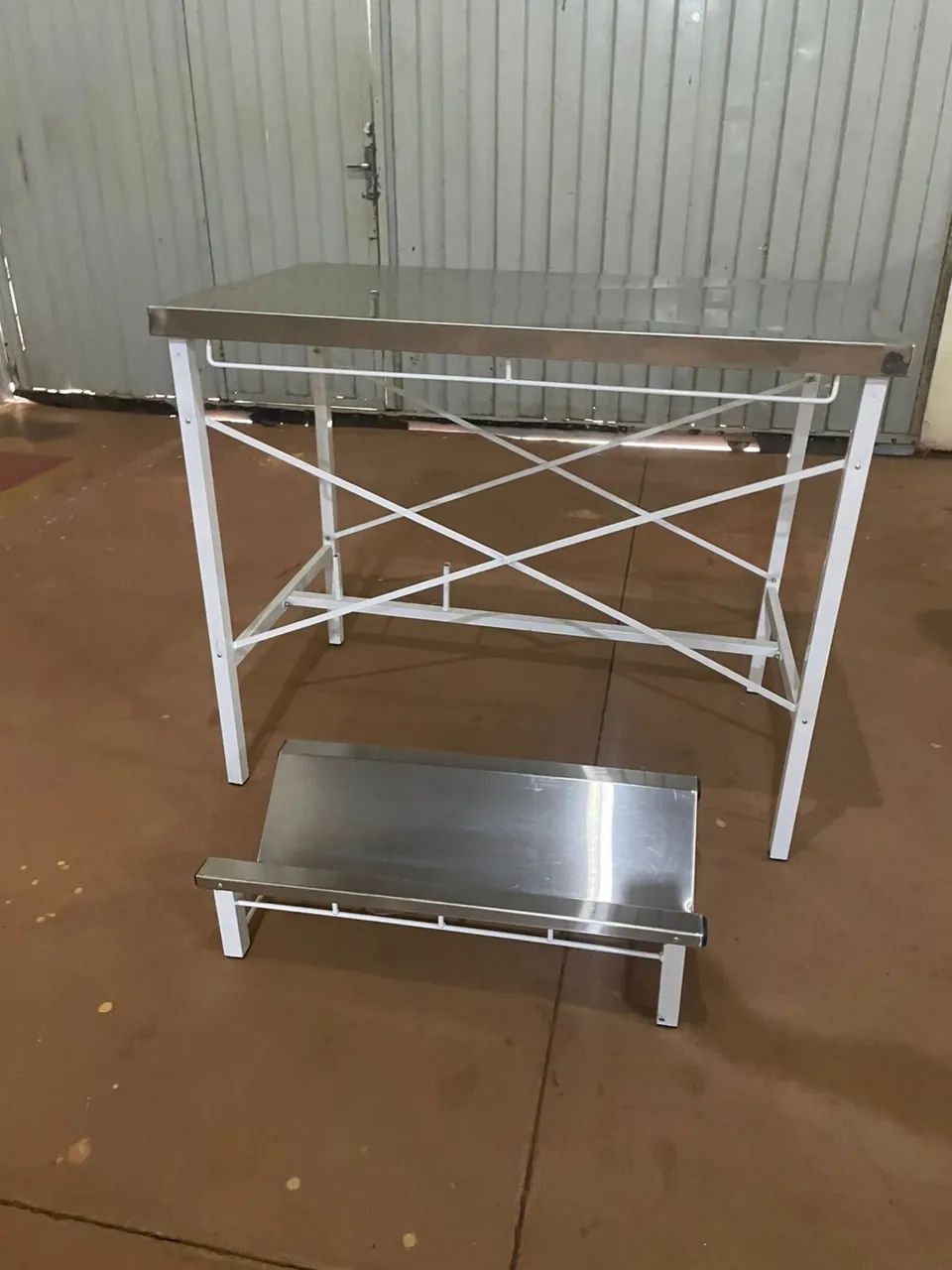 Mesa Cirúrgica Inox