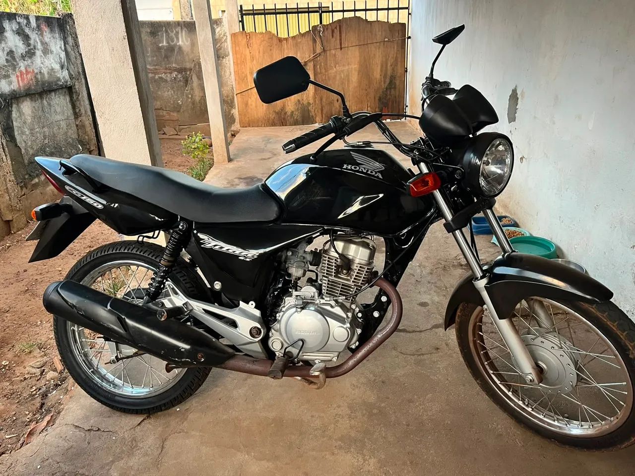 Titan 150 toda original único dono 