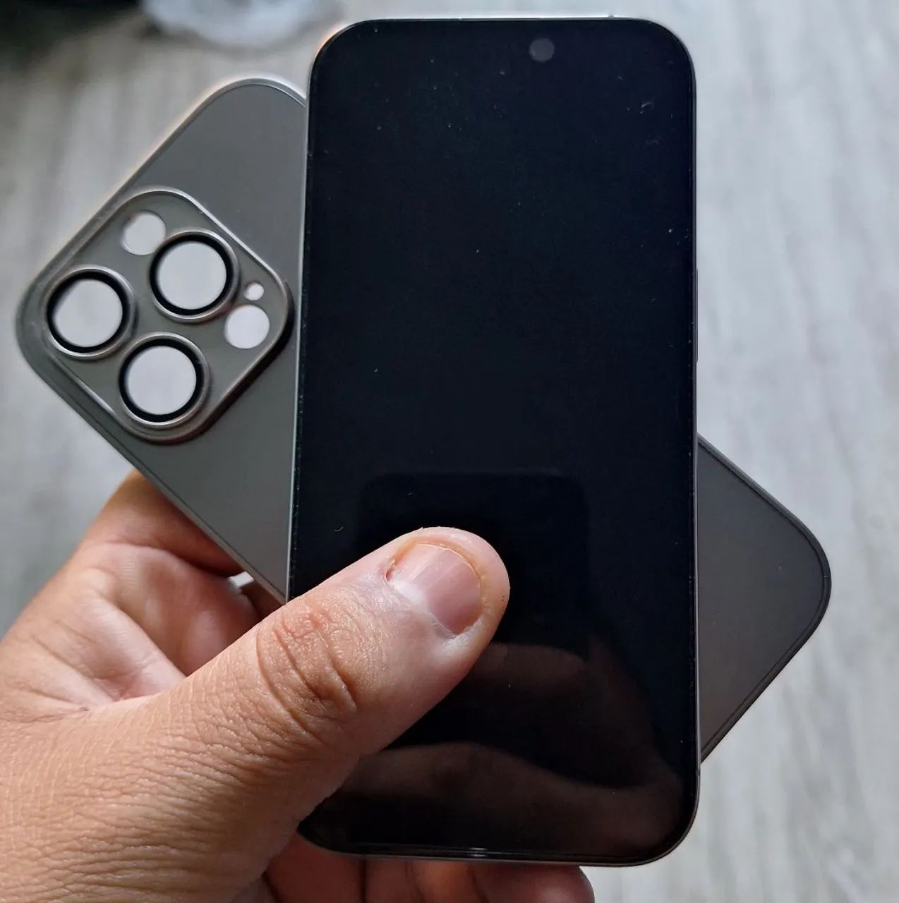 IPHONE 16 PRO