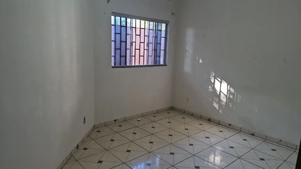 Alugo Casa 2 quartos - Foto 5