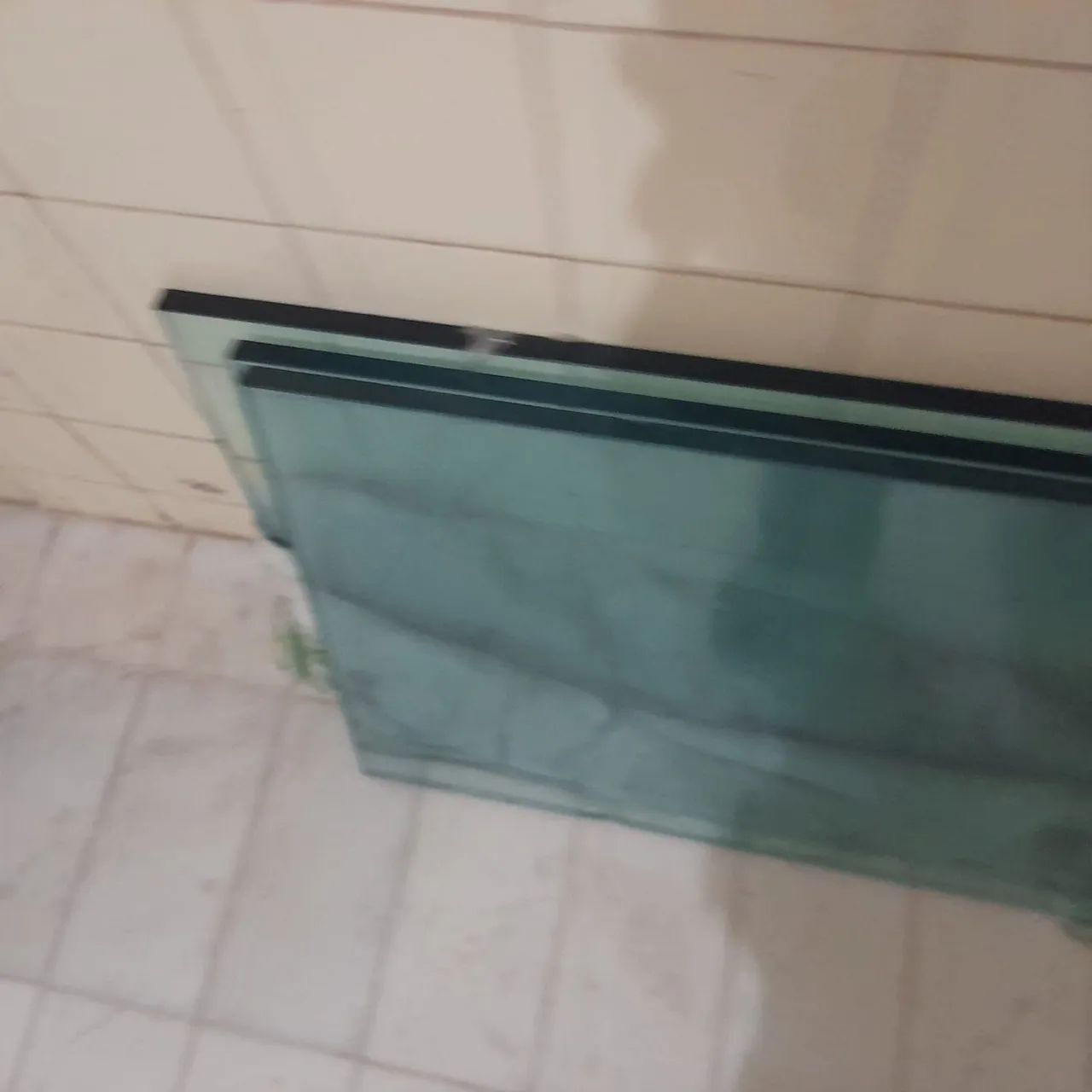 vendo estante de inox com patileras de vidro  - Foto 5