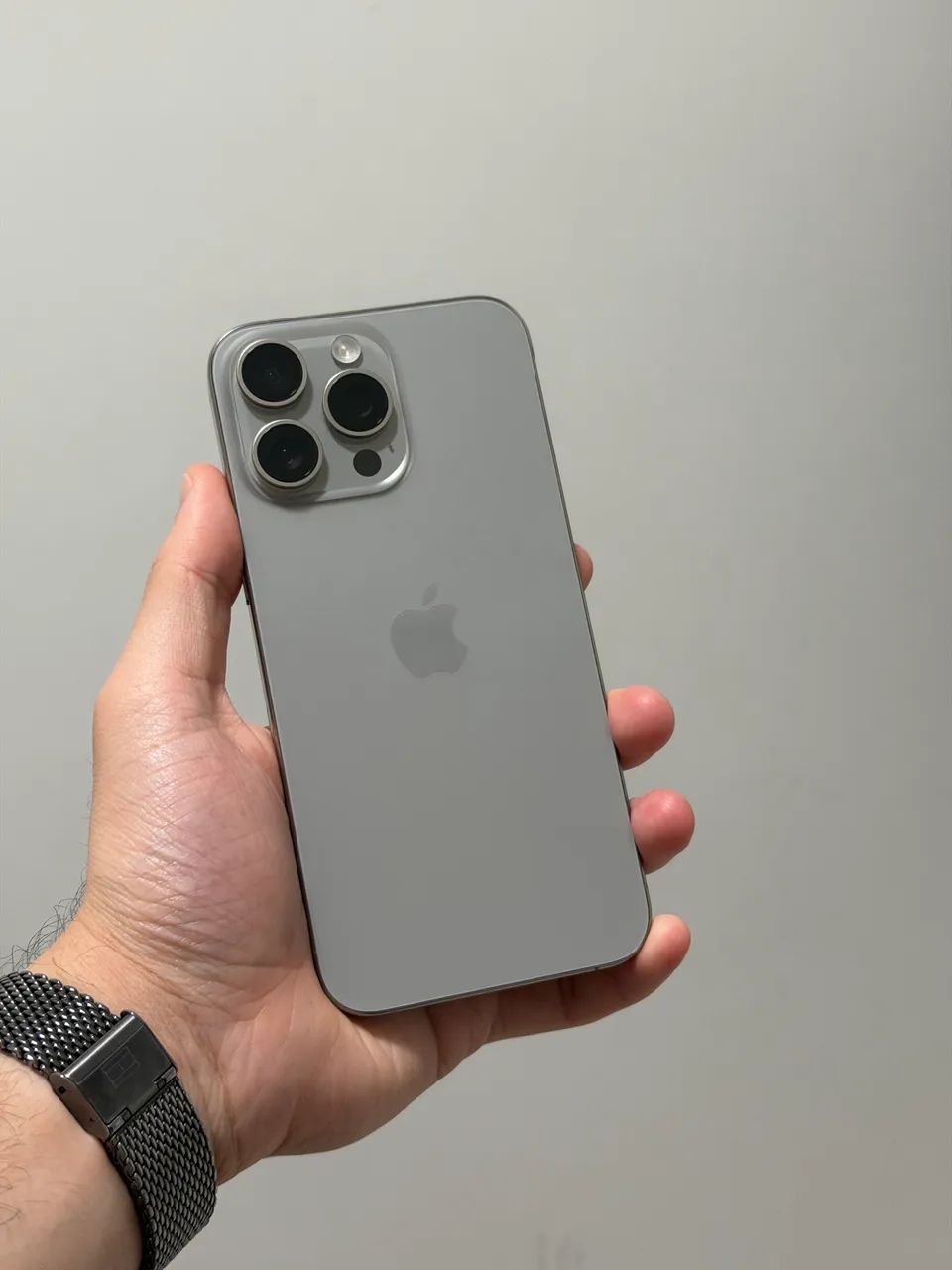 Apple iPhone 15 Pro Max (e-sim) (256 Gb) - Titânio Natural - Foto 2