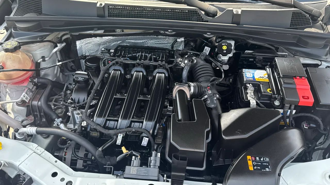 Chevrolet Onix Plus LT 1.0 12V Flex Mec. 4P 2022 - Foto 2