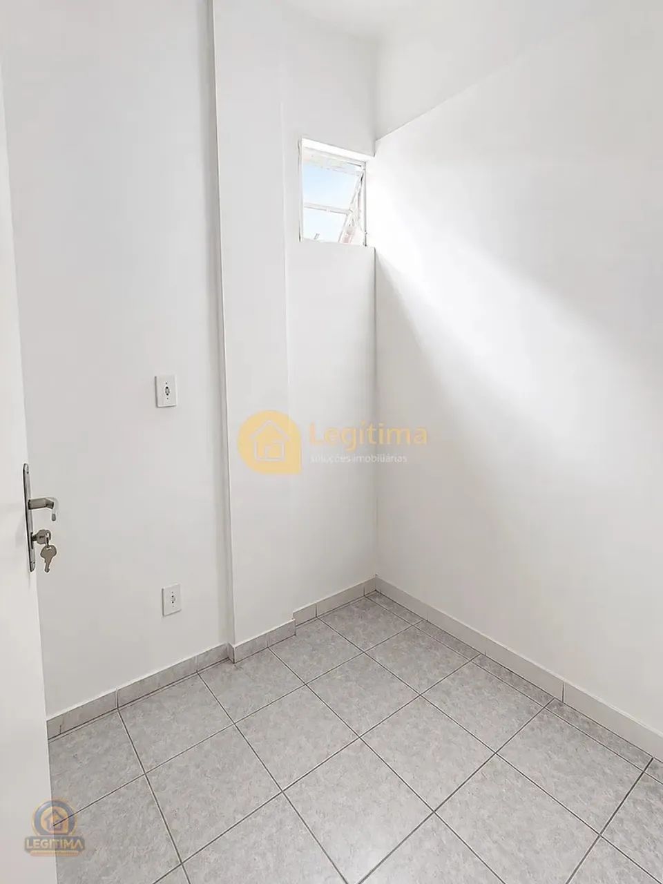 Sala comercial Avenida Francisco Magalhães - Foto 4