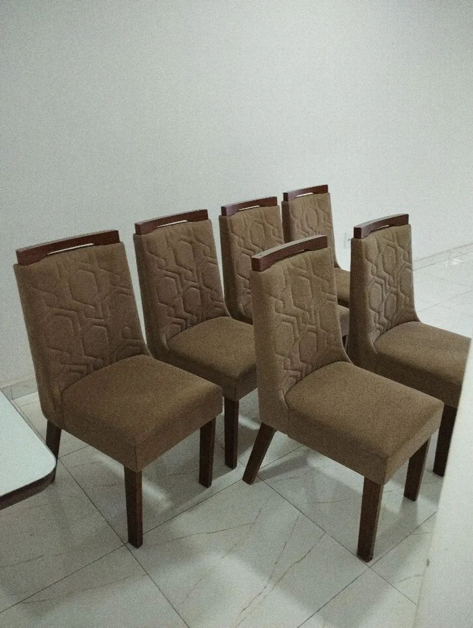 Mesa, 6 cadeiras. - Foto 2