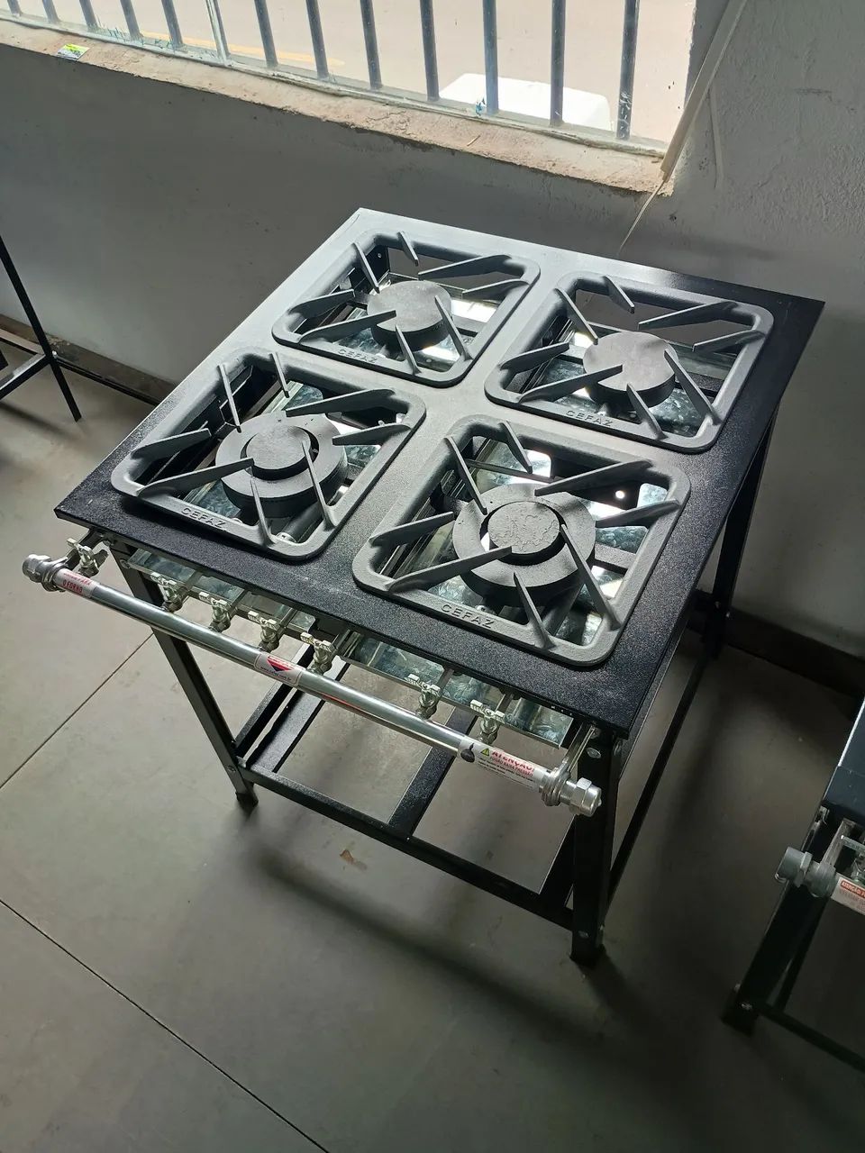 Fogão Industrial 4 Bocas 30x30 - CEFAZ 