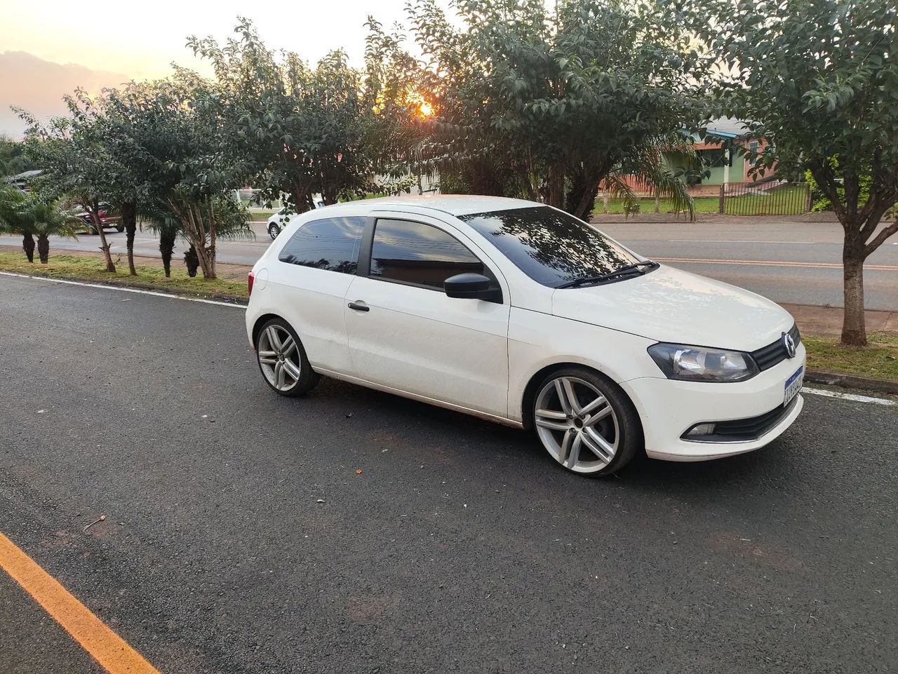 Volkswagen Gol Gol (novo) 1.0 Mi Total Flex 8V 2p 2014