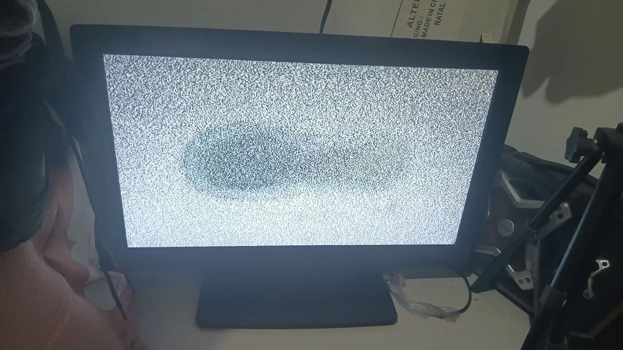 Tv 20 polegadas (com uma mancha) - Foto 2