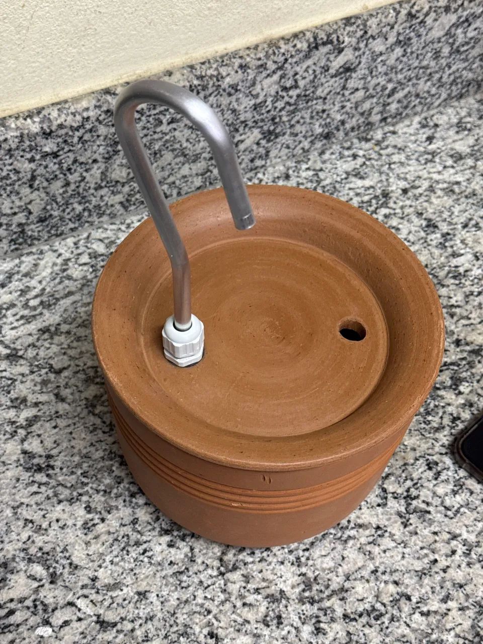 Bebedouro Fonte Gatos Cerâmica 2,5l - Foto 2