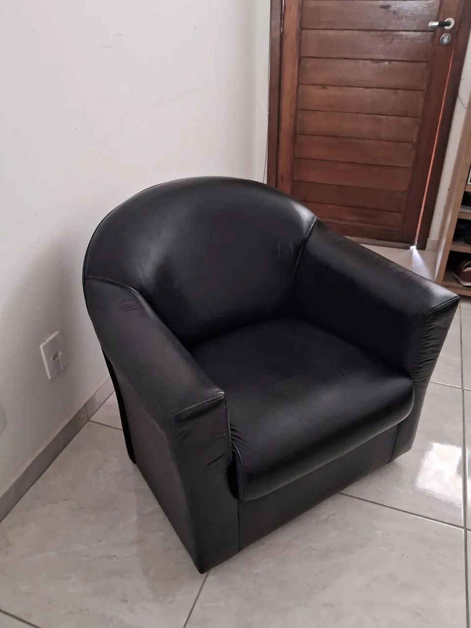 Poltrona com rodinhas 