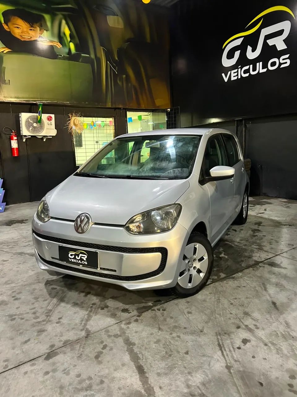 Volkswagen Up! up! take 1.0 Total Flex 12V 5p 2015
