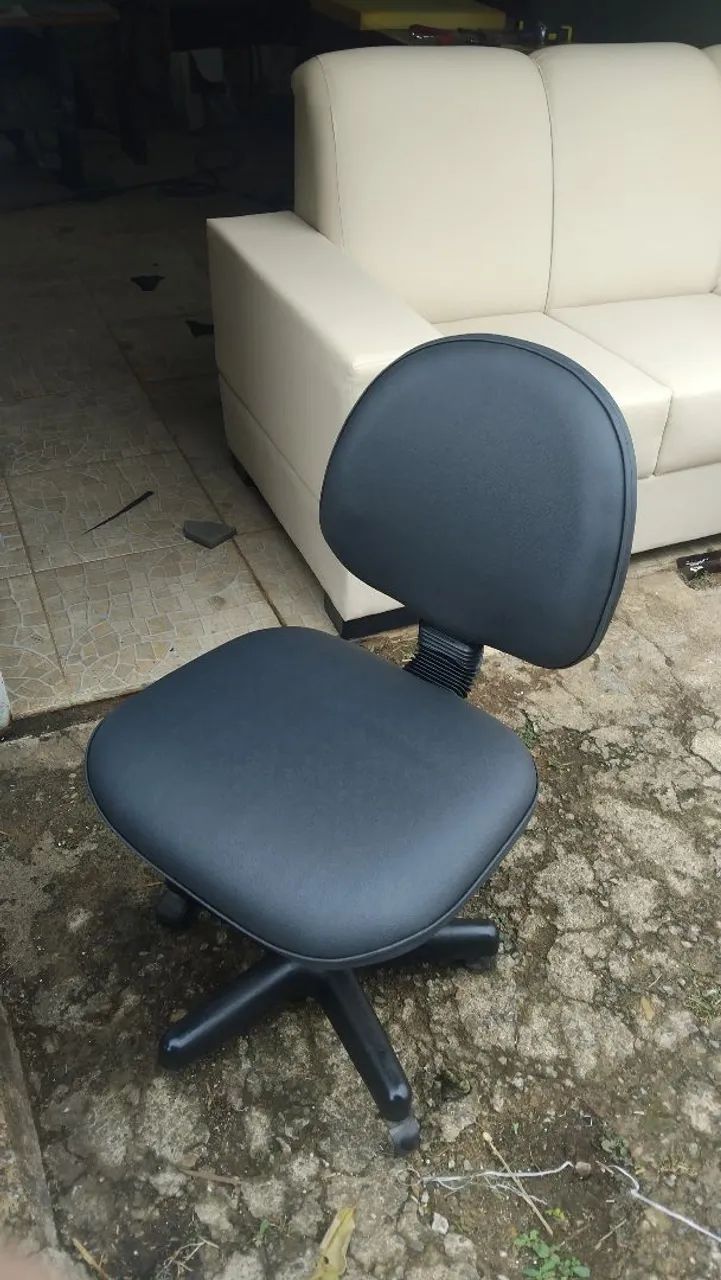Reforma de sofás, bancos poltronas, candeiras - Foto 2
