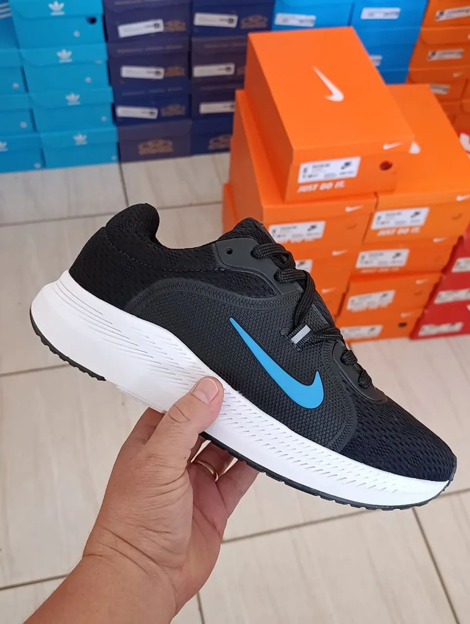 Tênis masculino 