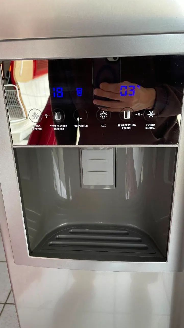 Geladeira Electrolux Inox side by side - Foto 2