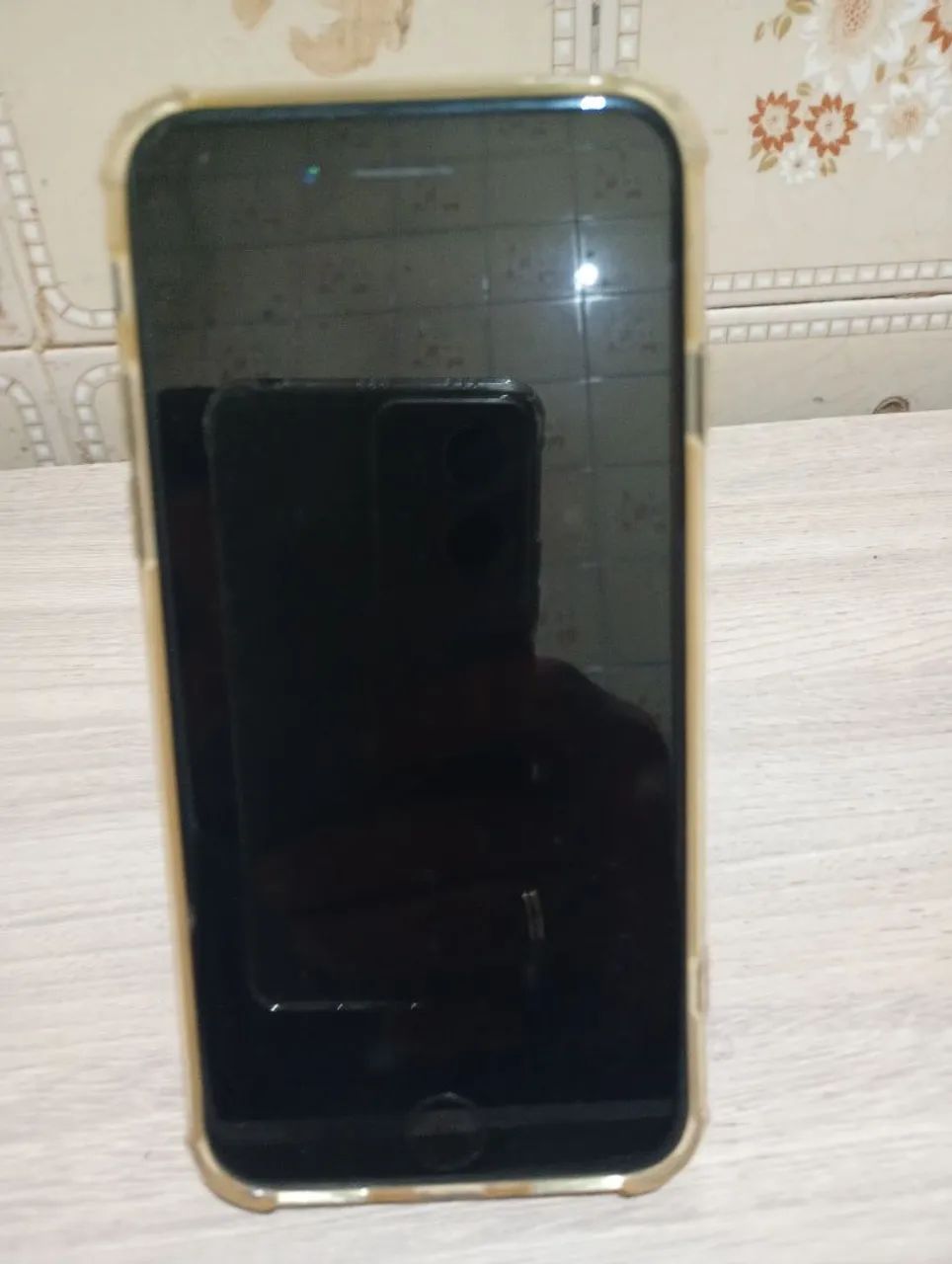 iPhone 8