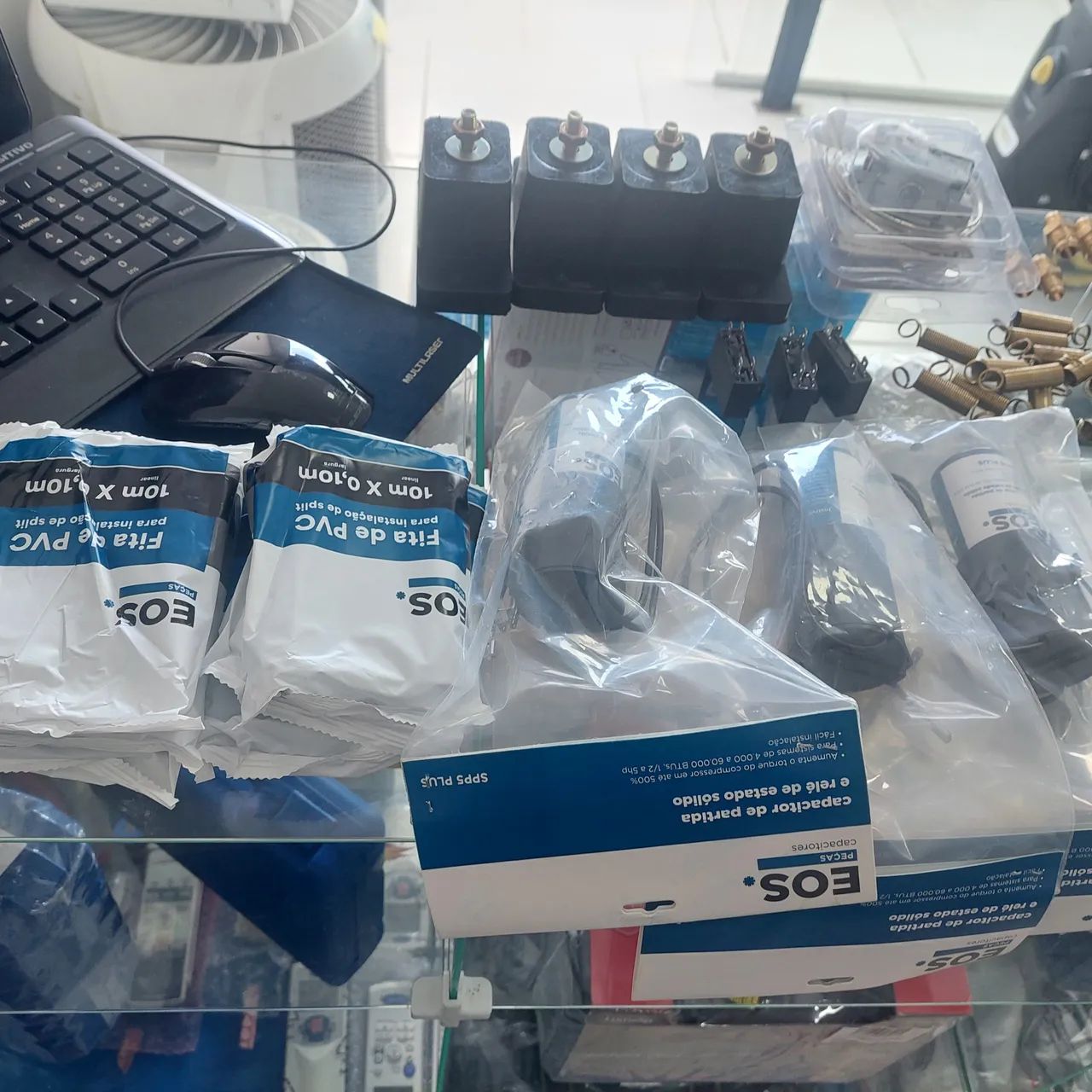 Ar Condicionado Novos e Seminovos, Peças e Serviços  - Foto 4