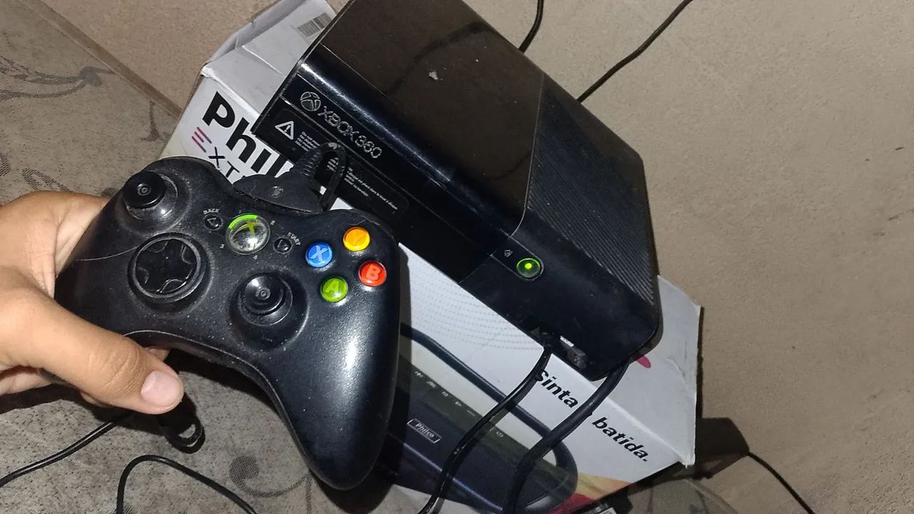 Xbox 360 com kinect mais de 15 jogos em mídia física 