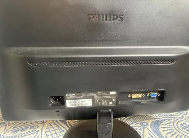 Monitor 19" Philips DVI e VGA Impecável - Foto 2