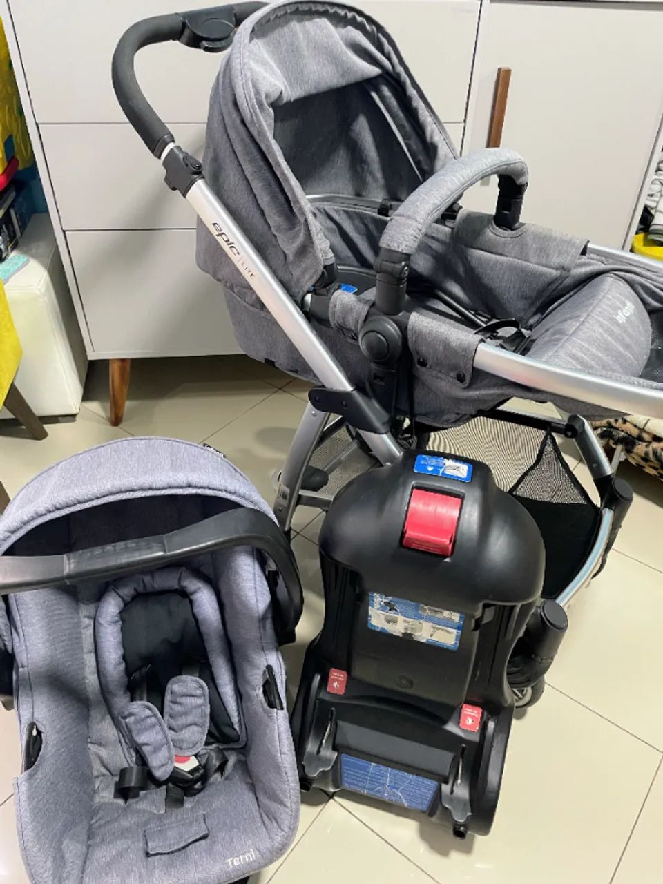 Carrinho de bebê completo Infanti